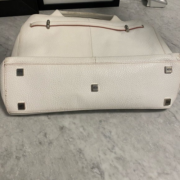 RI2K London Handbag - Picture 6 of 8